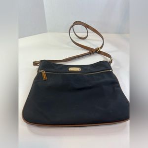 Michael Kors Kempton Black Nylon Crossbody w/COA